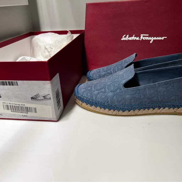 Salvatore Ferragamo blue logo embossed suede sue espadrille flats - Picture 4 of 10